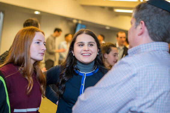 Стажёры на встрече и знакомстве